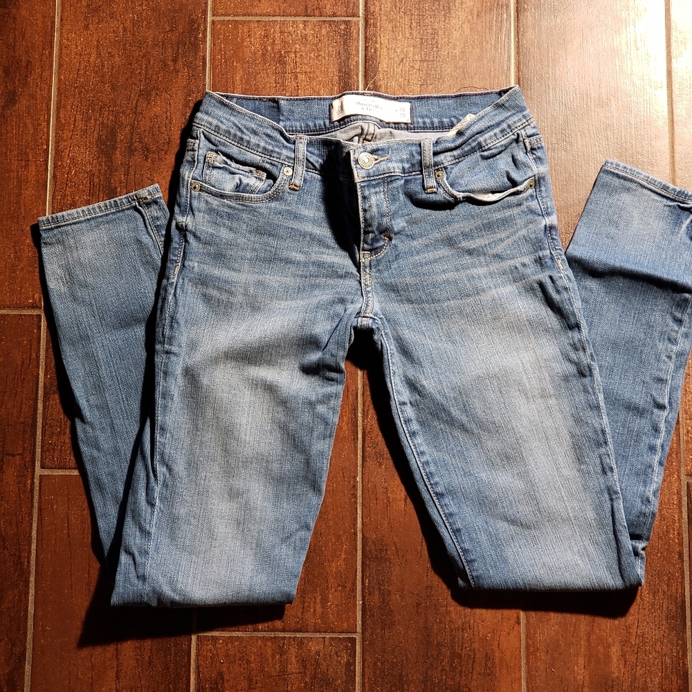 Abercrombie & Fitch jeans